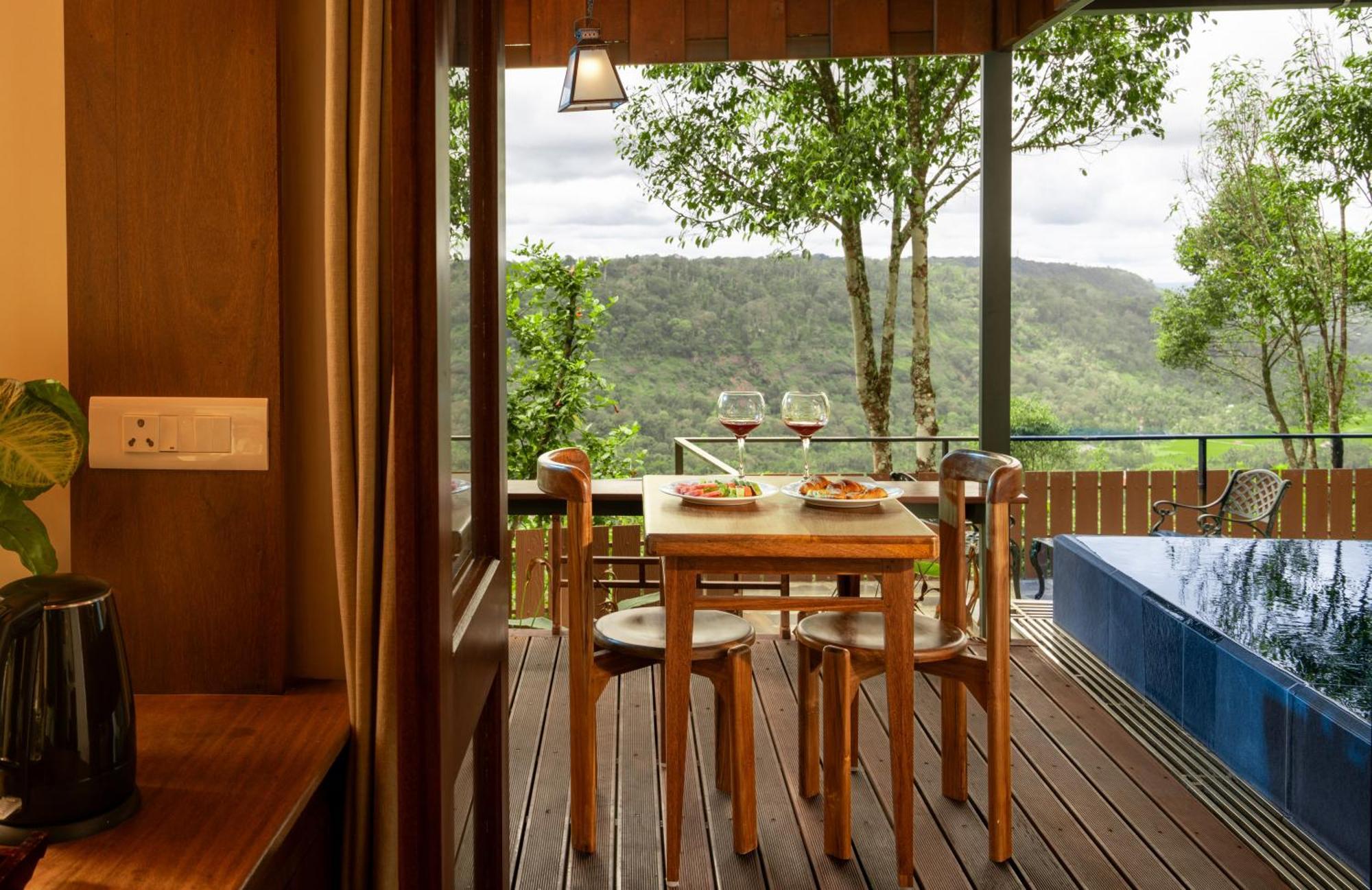 Hotel Spicetree Munnar Chinnakanal Esterno foto
